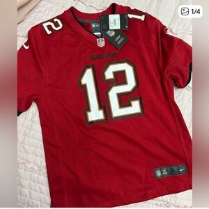 Nike youth Tom Brady official Tampa Bay Buccaneers jersey, red youth large